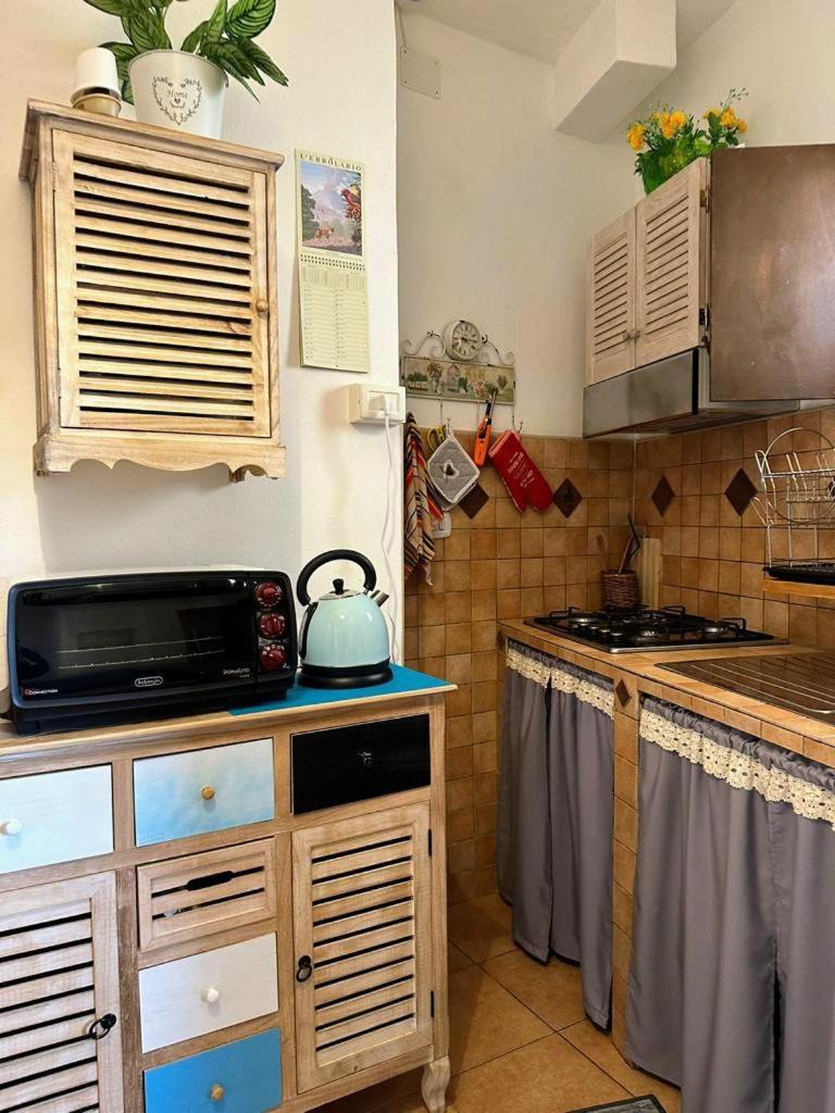 La Casa Di Maya Сассари Экстерьер фото